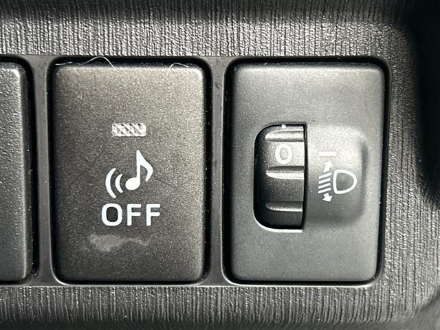 Toyota PRIUS 2017 8202001-21