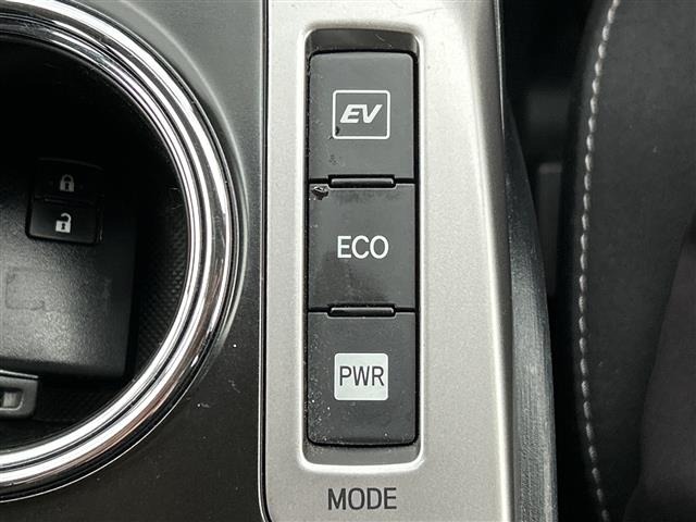 Toyota PRIUS 2017 8202001-22