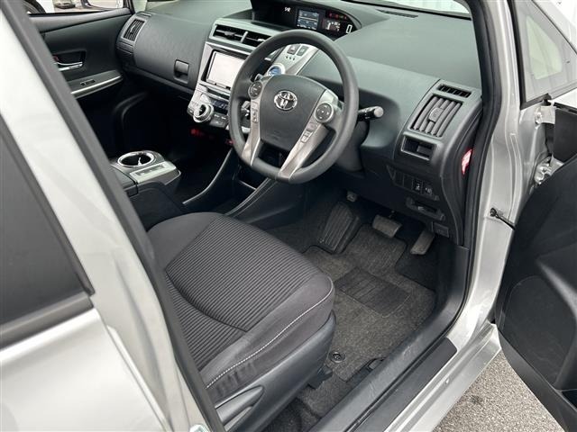 Toyota PRIUS 2017 8202001-4