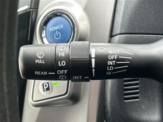Toyota PRIUS 2017 8202001-9