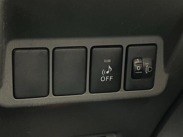 Toyota PRIUS 2013 8202304-11
