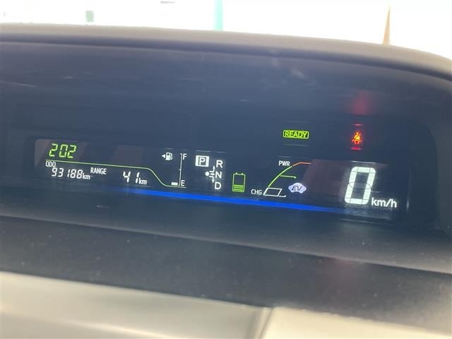 Toyota PRIUS 2013 8202304-17