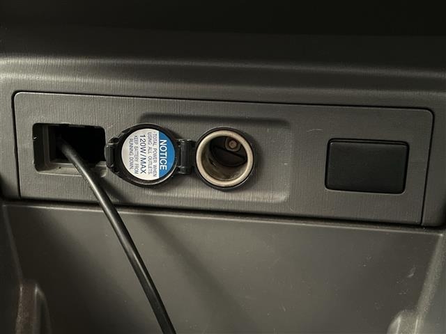 Toyota PRIUS 2013 8202304-21