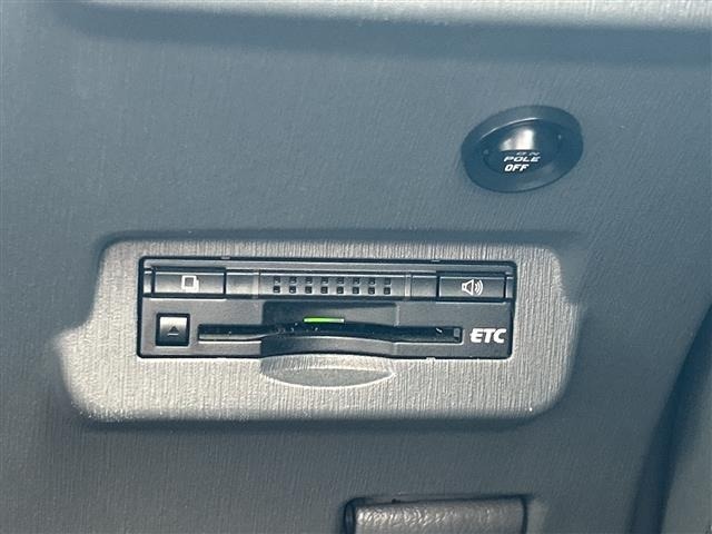 Toyota PRIUS 2013 8202315-8