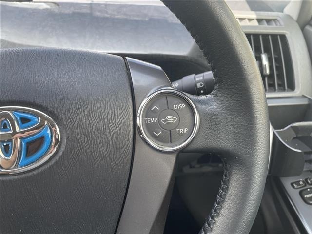 Toyota PRIUS 2013 8202318-20