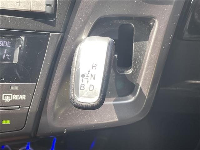 Toyota PRIUS 2013 8202318-7