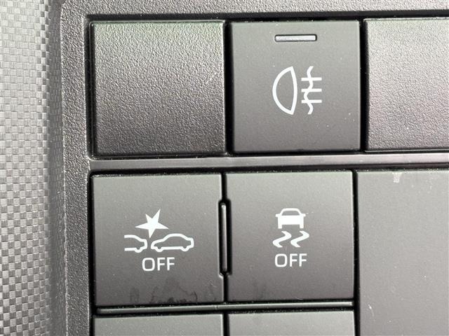 Toyota RAIZE 2021 8194018-19