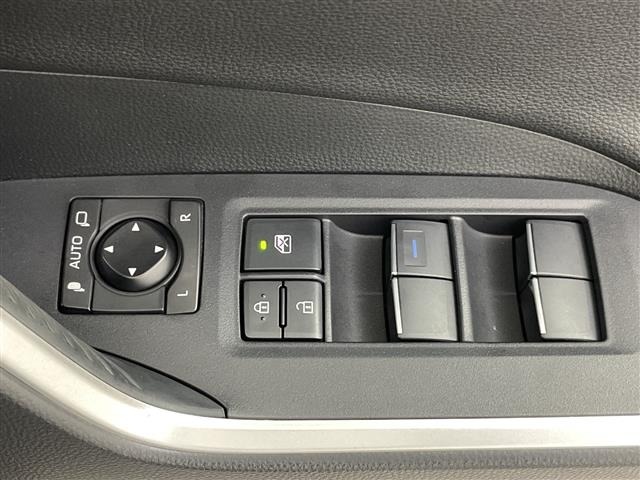 Toyota RAV4 2021 8200990-8
