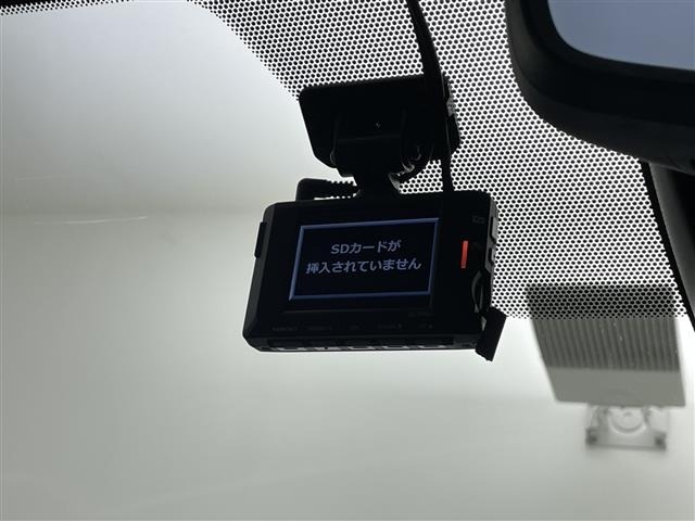 Toyota RAV4 2022 8201018-17