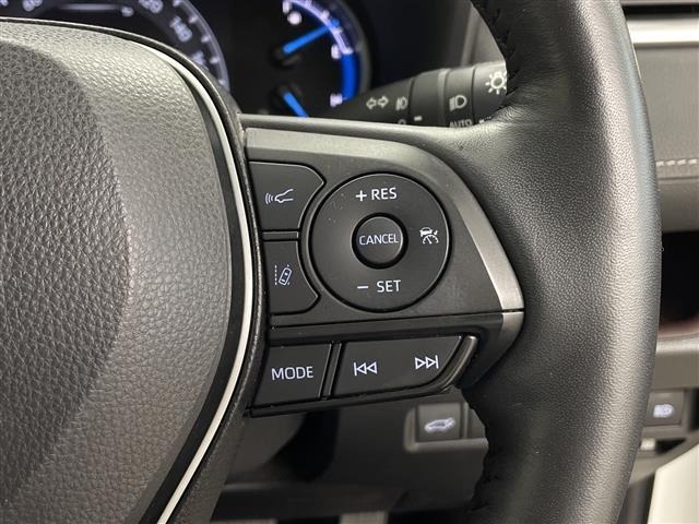 Toyota RAV4 2022 8201018-21