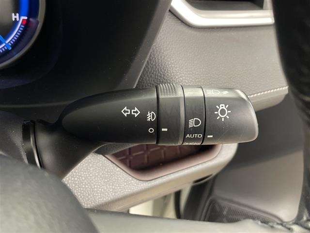 Toyota RAV4 2022 8201018-3