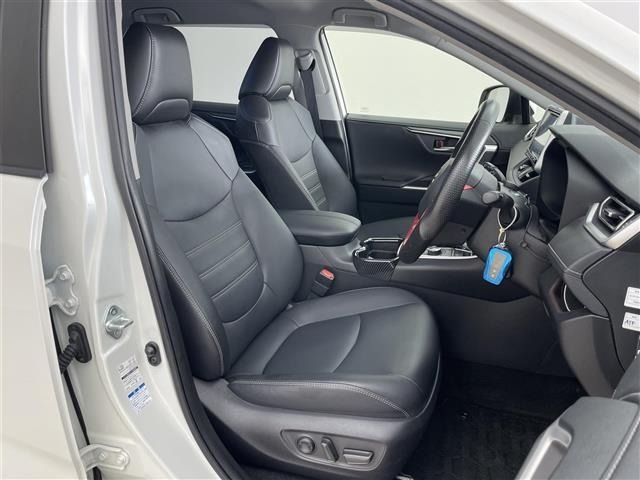 Toyota RAV4 2019 8201028-2