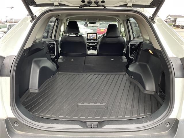 Toyota RAV4 2021 8201031-1