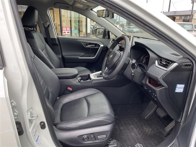 Toyota RAV4 2021 8201031-13