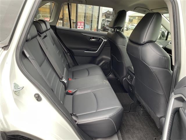 Toyota RAV4 2021 8201031-14