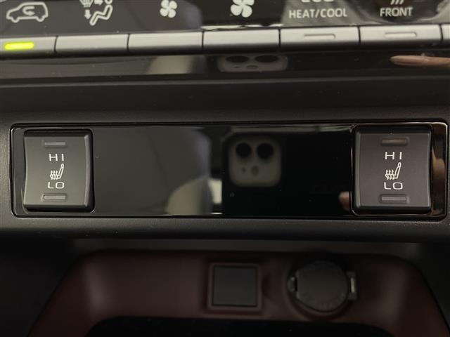 Toyota RAV4 2020 8201087-6