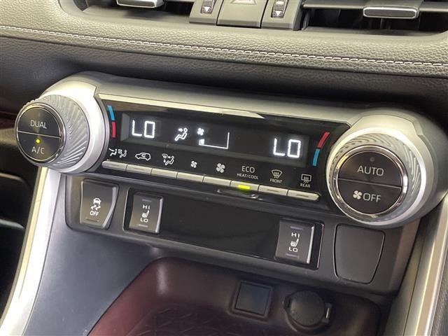 Toyota RAV4 2020 8201106-1