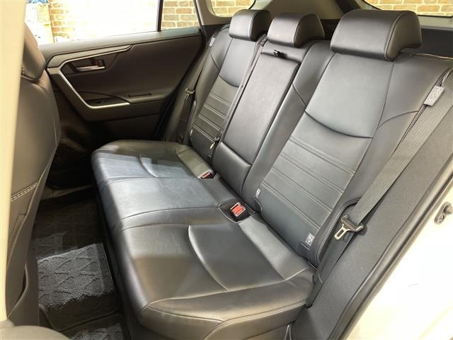 Toyota RAV4 2020 8201106-2