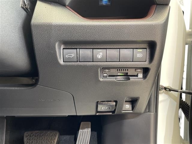 Toyota RAV4 2020 8201106-8