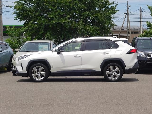 Toyota RAV4 2021 8201107-12