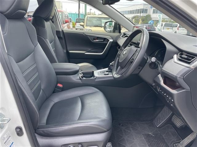 Toyota RAV4 2021 8201107-5