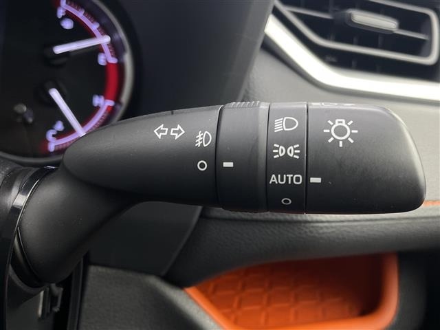Toyota RAV4 2019 8201120-10