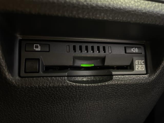 Toyota RAV4 2019 8201120-18