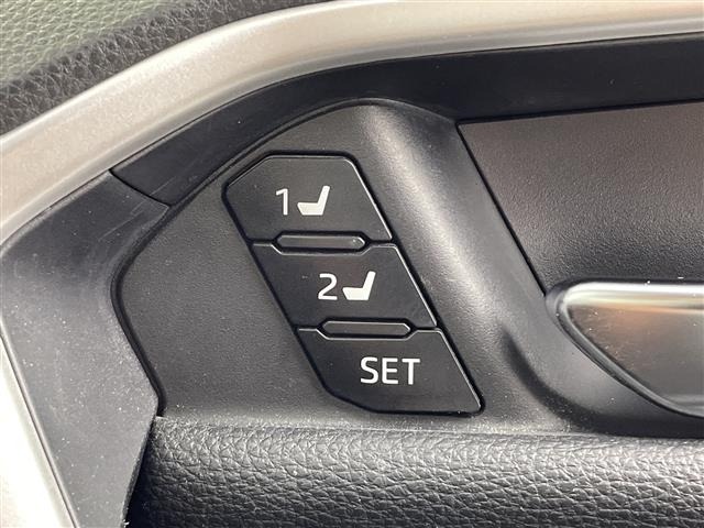 Toyota RAV4 2021 8201159-4