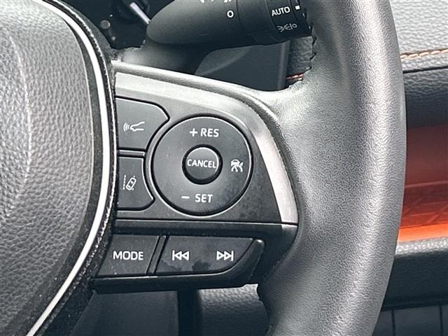 Toyota RAV4 2020 8201180-1