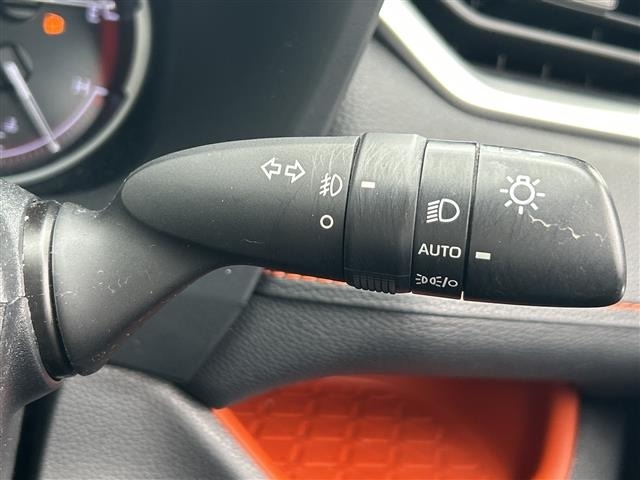Toyota RAV4 2020 8201180-5