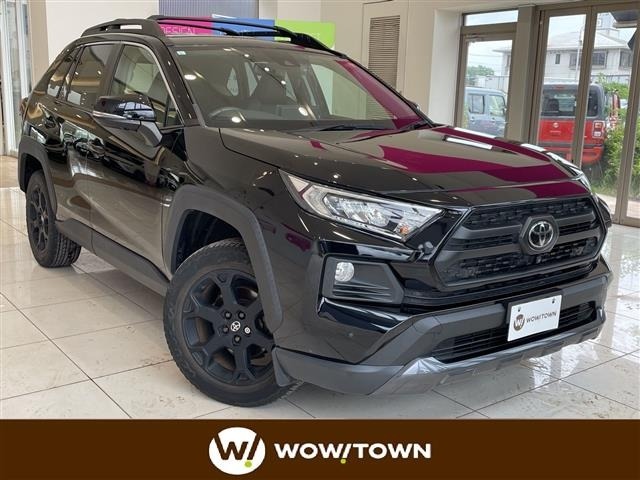 Toyota RAV4 2021 8201181-0