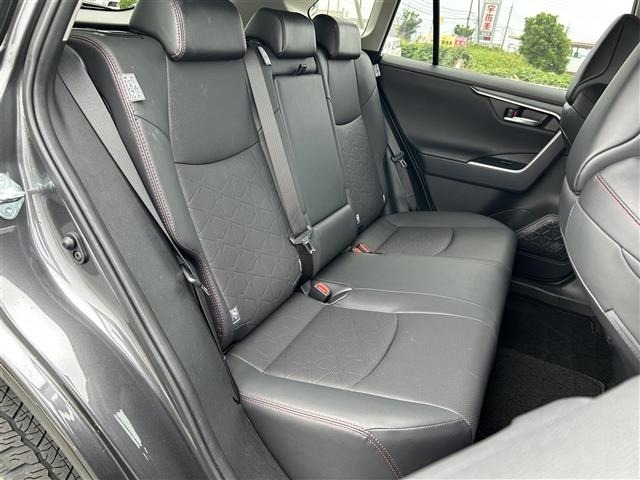 Toyota RAV4 2021 8201184-4
