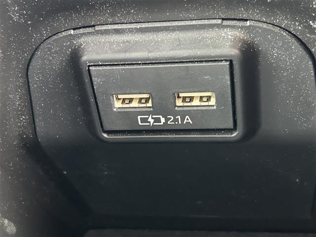 Toyota RAV4 2021 8201184-8