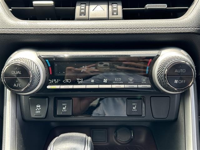 Toyota RAV4 2019 8201187-19