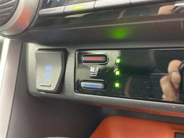 Toyota RAV4 2022 8201213-21