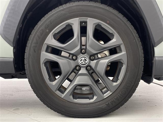 Toyota RAV4 2022 8201213-4