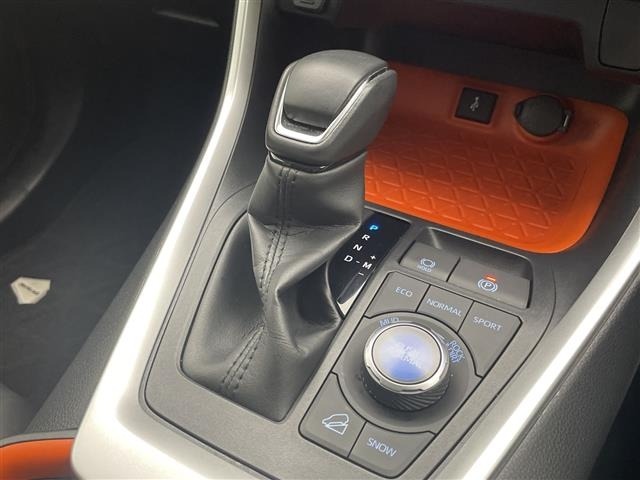 Toyota RAV4 2021 8201246-3