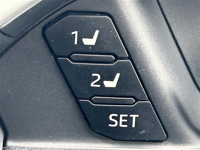 Toyota RAV4 2022 8201247-3