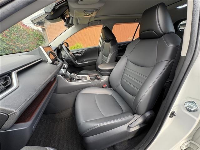 Toyota RAV4 2020 8201261-10
