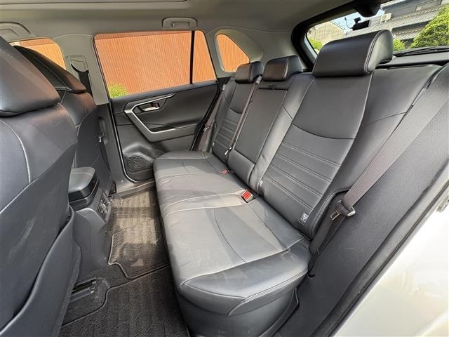Toyota RAV4 2020 8201261-11