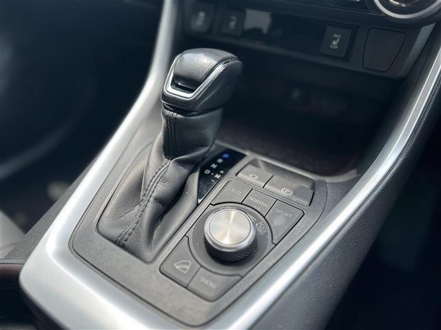 Toyota RAV4 2021 8201269-10