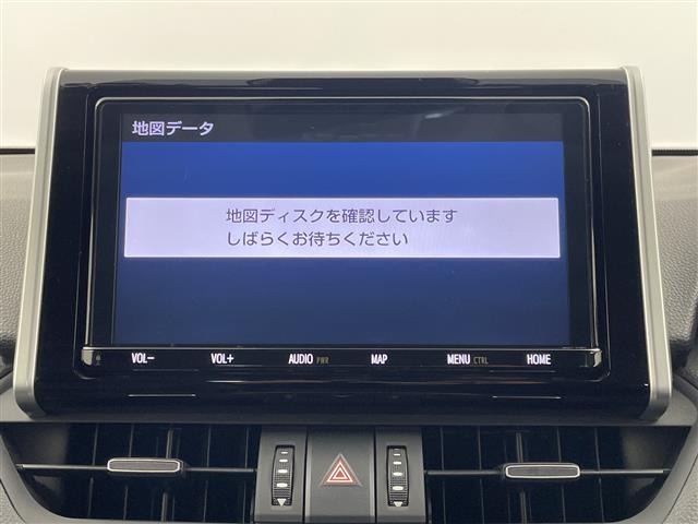 Toyota RAV4 2020 8201288-1