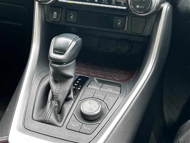 Toyota RAV4 2020 8201302-16