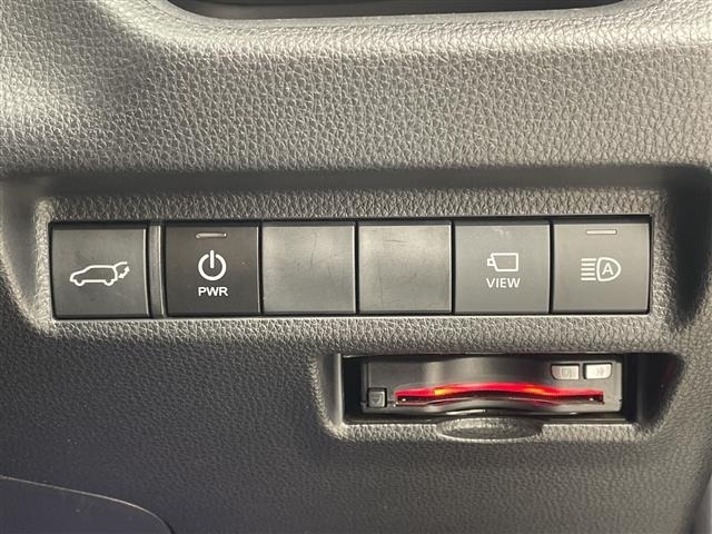 Toyota RAV4 2021 8201313-2