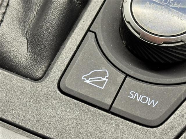 Toyota RAV4 2020 8201314-19