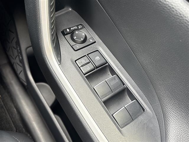 Toyota RAV4 2019 8201346-7