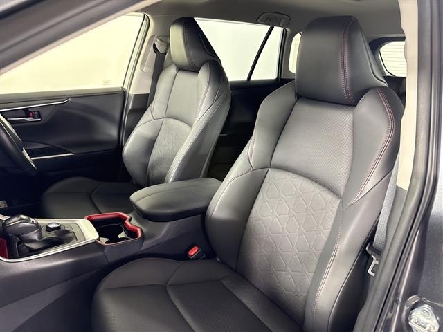 Toyota RAV4 2021 8201347-6