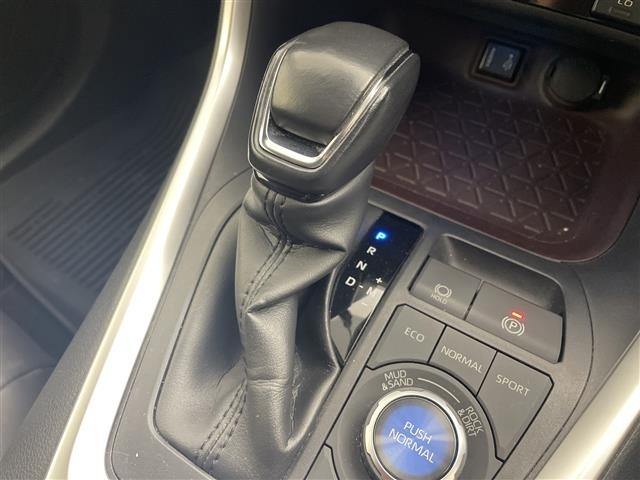 Toyota RAV4 2019 8201381-6