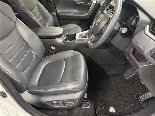 Toyota RAV4 2020 8201382-3
