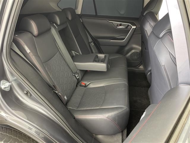 Toyota RAV4 2021 8201404-8